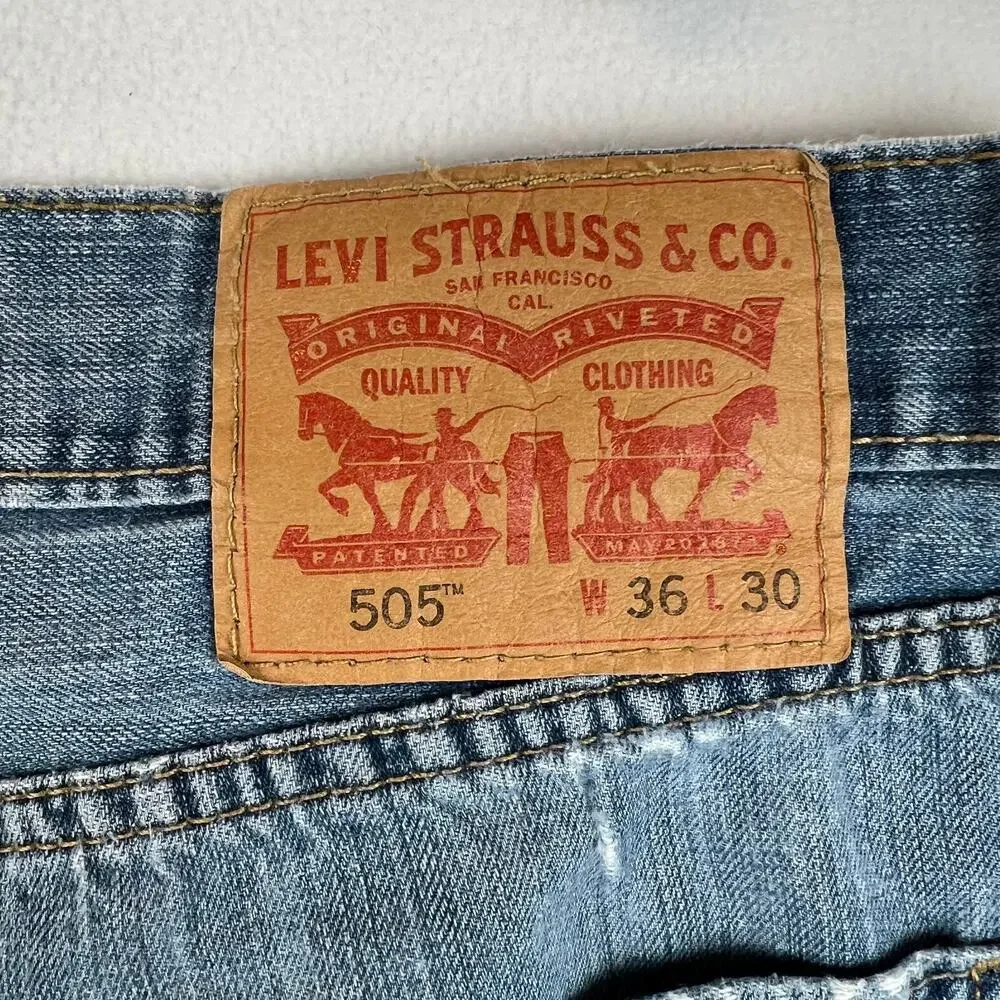 Levis 505 Jeans Mens 36x30 Blue Regular Straight Mid Rise‎ Medium Wash Denim Y2K